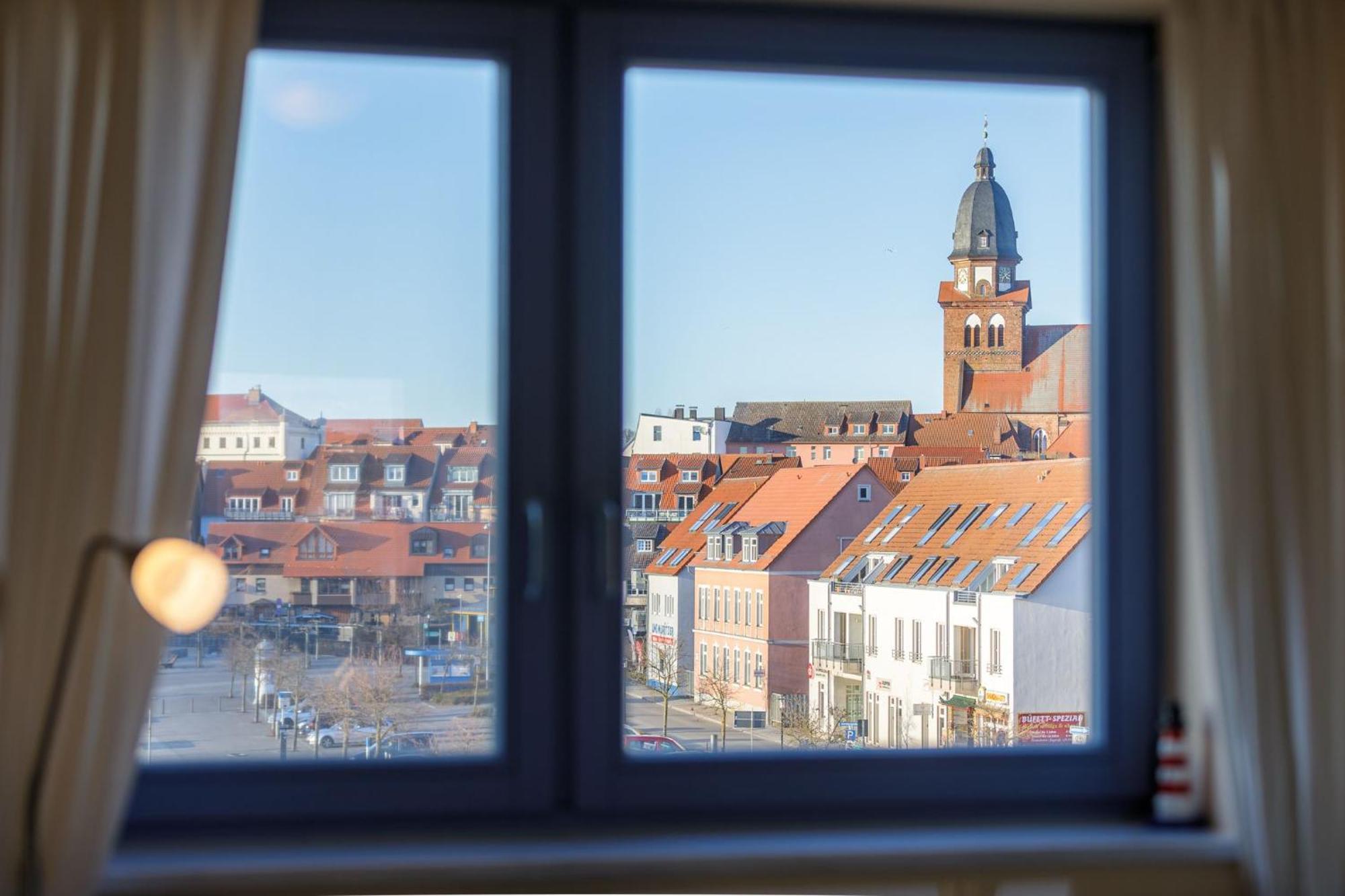 Hafenmeisterei 8 Waren  Exteriör bild